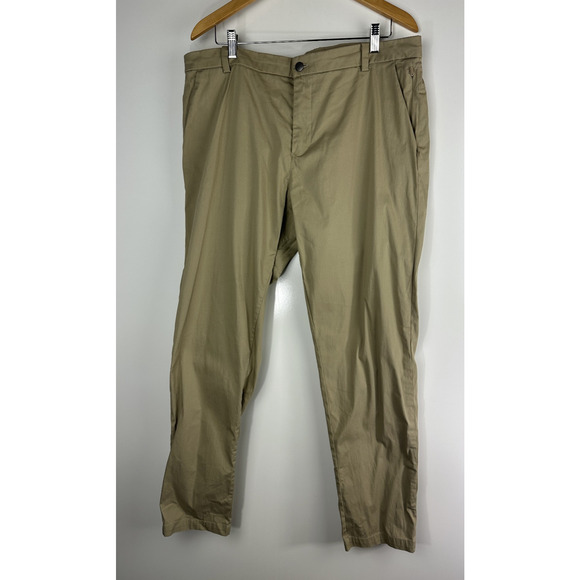 *Flawed Lululemon Commission Classic Pant Men's Size 38 Beige Golf Casual Pants - Picture 2 of 16